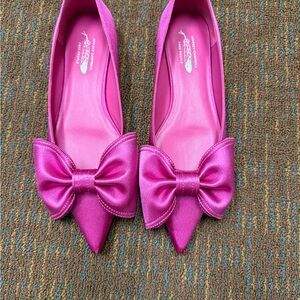 Chic Fuchsia Bow satin Flats